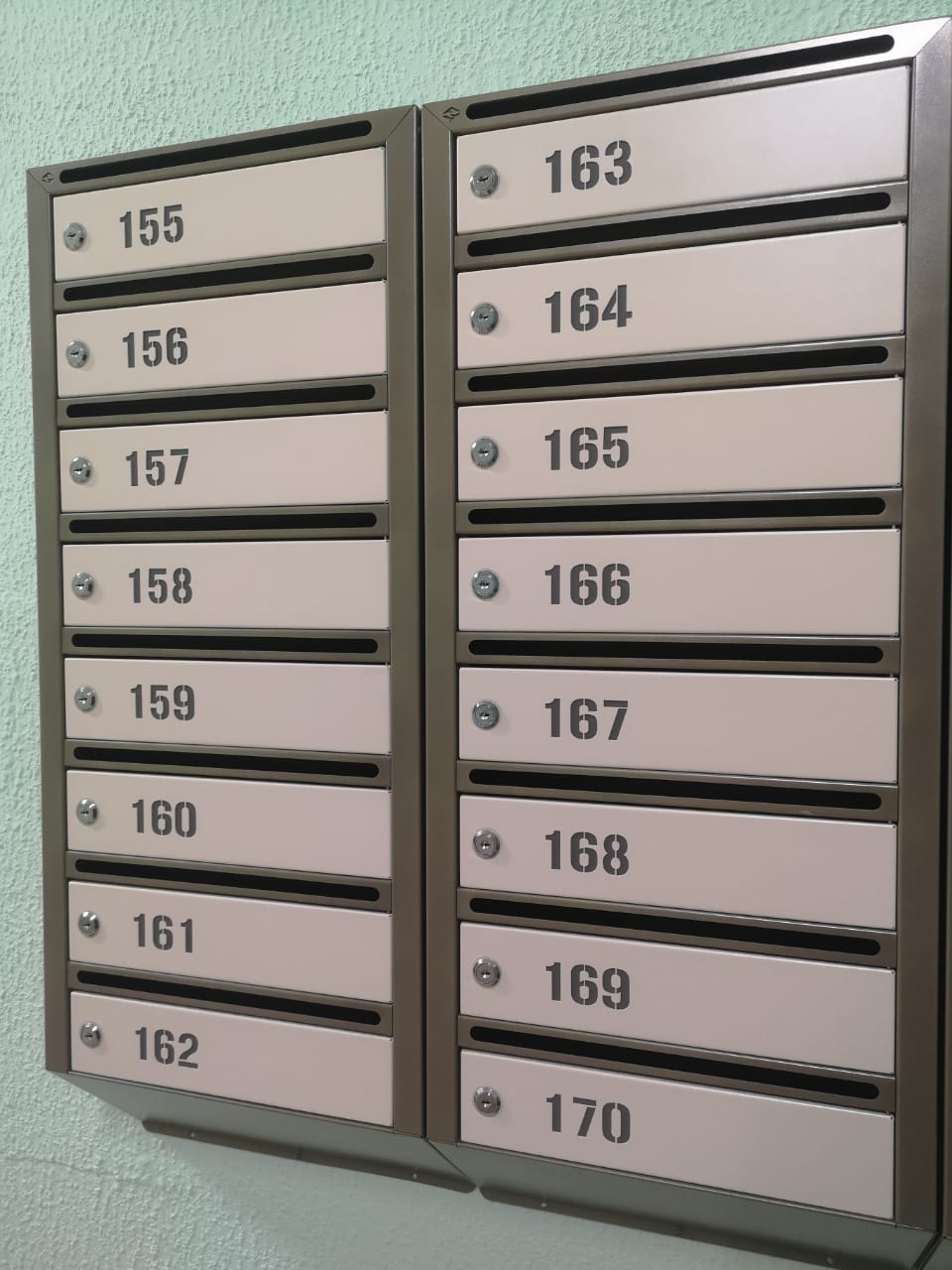 Секционный почтовый ящик «Гарант Люкс» для ООО «ЭС-СЖ»