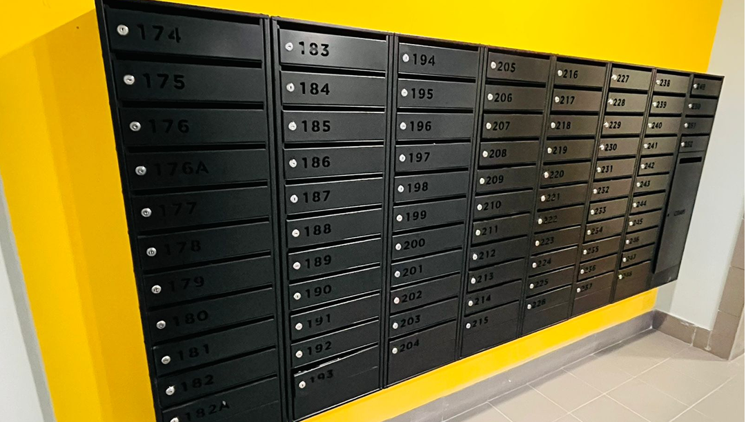 Секционный почтовый ящик «Омега Престиж  М17П» для ИП Баранов А. В.